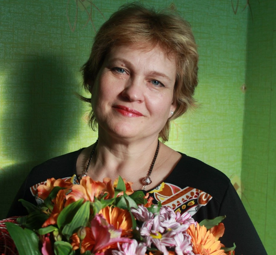 Хомутских Ирина Вячеславовна.